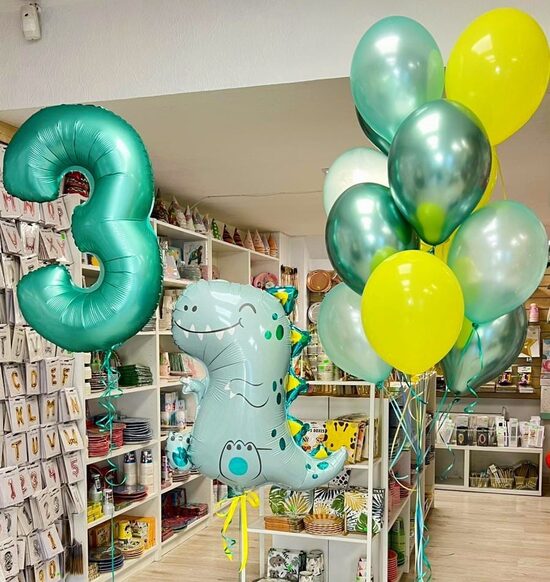 N-9 Hēlija balonu kompozīcija "Balonu pušķis no 12gb, cipars, dinozaurs".